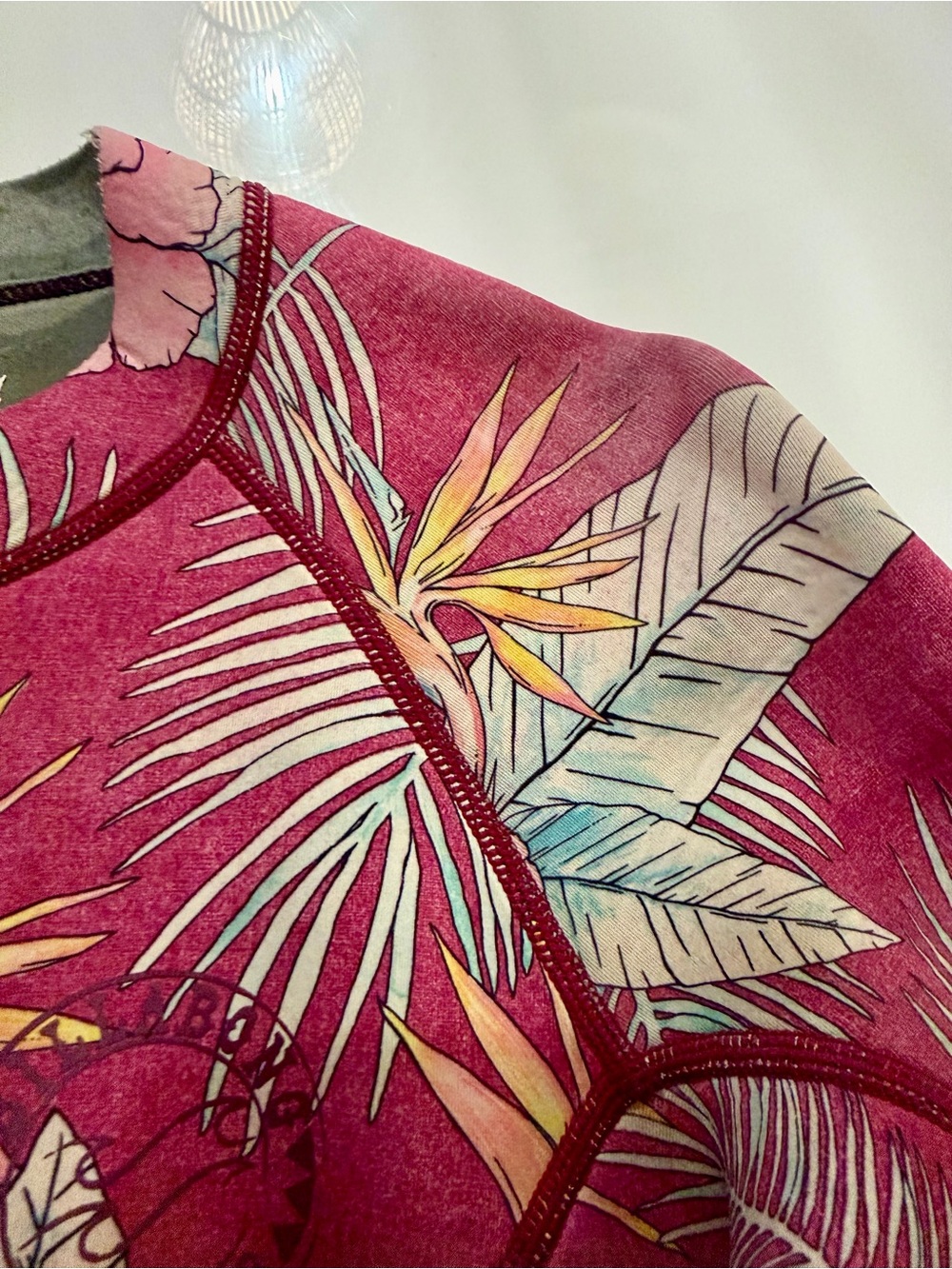 Billabong Surf Capsule Floral Long Sleeve Spring Suit Maroon Tropical Print - Picture 7 of 10
